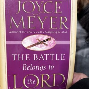 Joyce Meyer 'The Battle Belongs to the Lord' Book